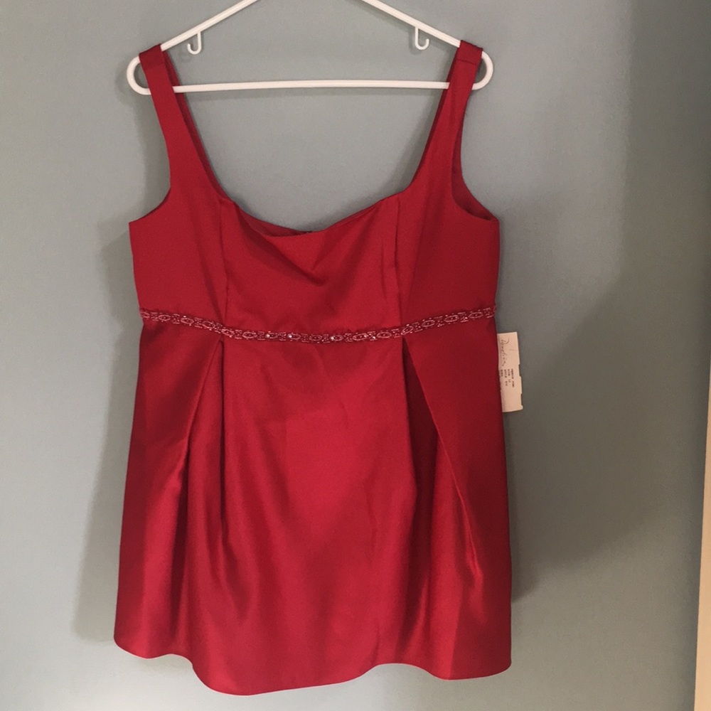 NWT Maternity dressy top